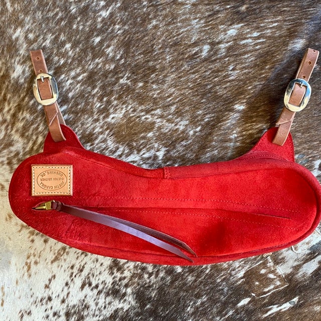 Medicine Bags & Cantle Bags | Cargill Custom Leather